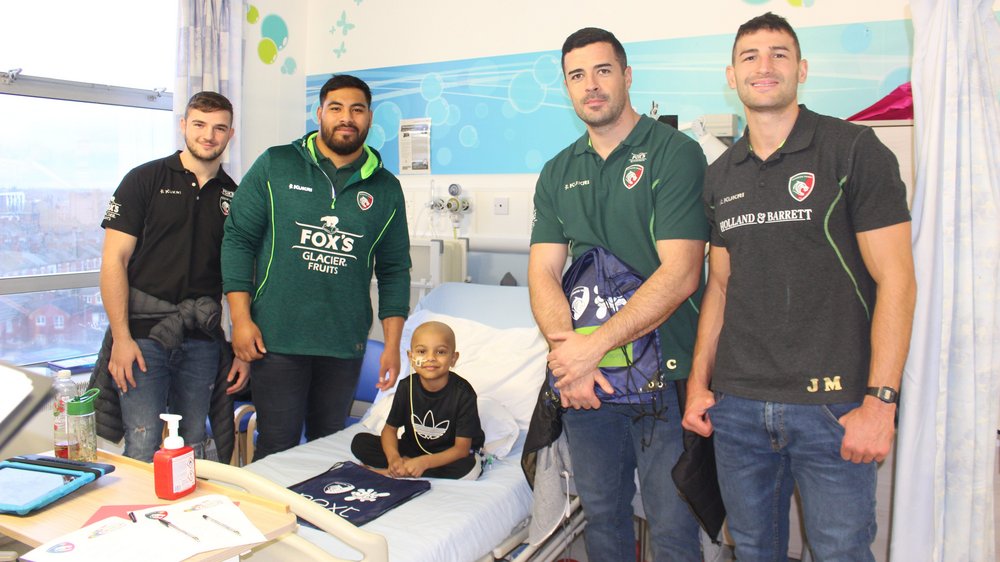 Tigers Players Visit Leicester Hospitals Leicester Tigers