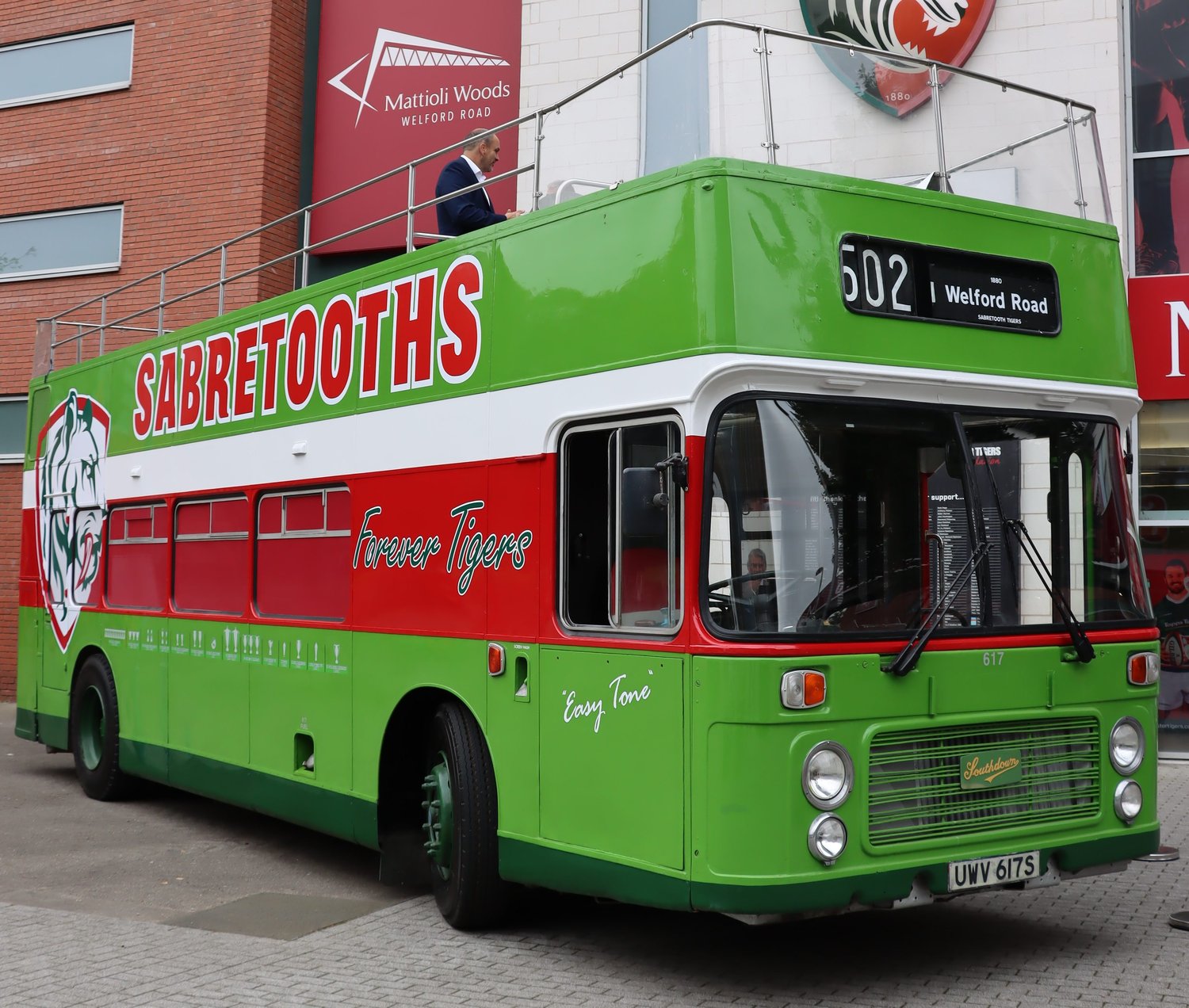 Sabretooths Bus