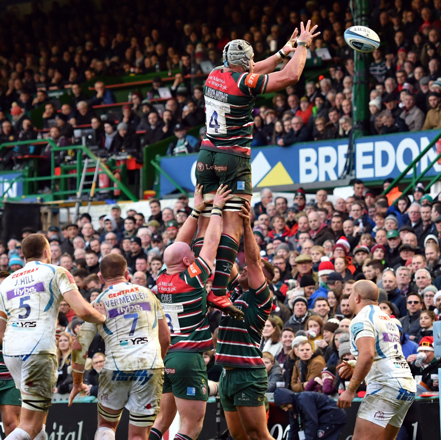 Tomas Lavanini Lineout