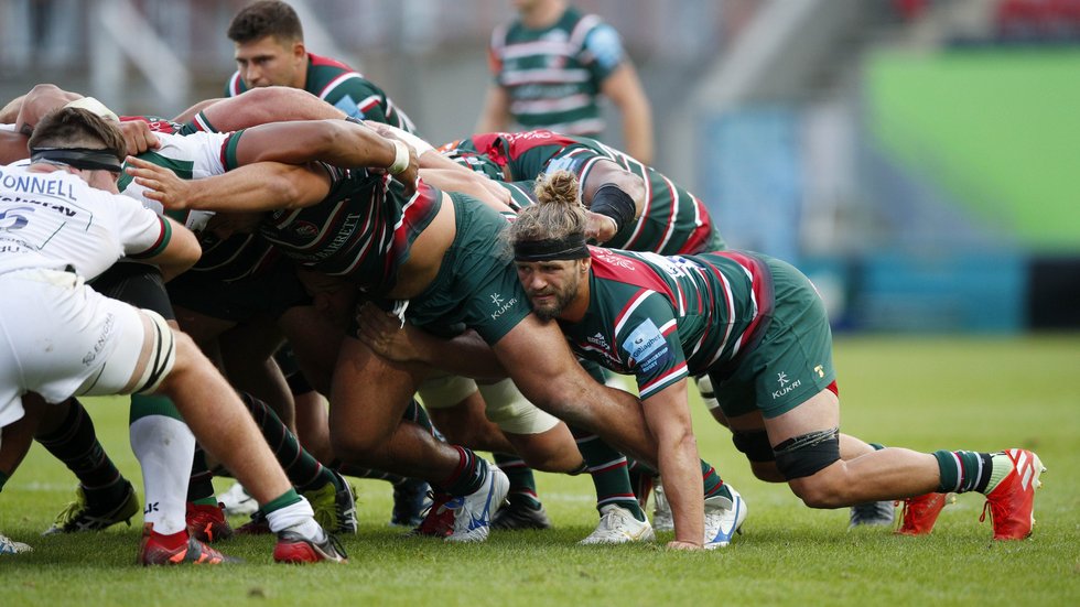 Tigers v Irish MC B8I5418 wallace scrum.jpg