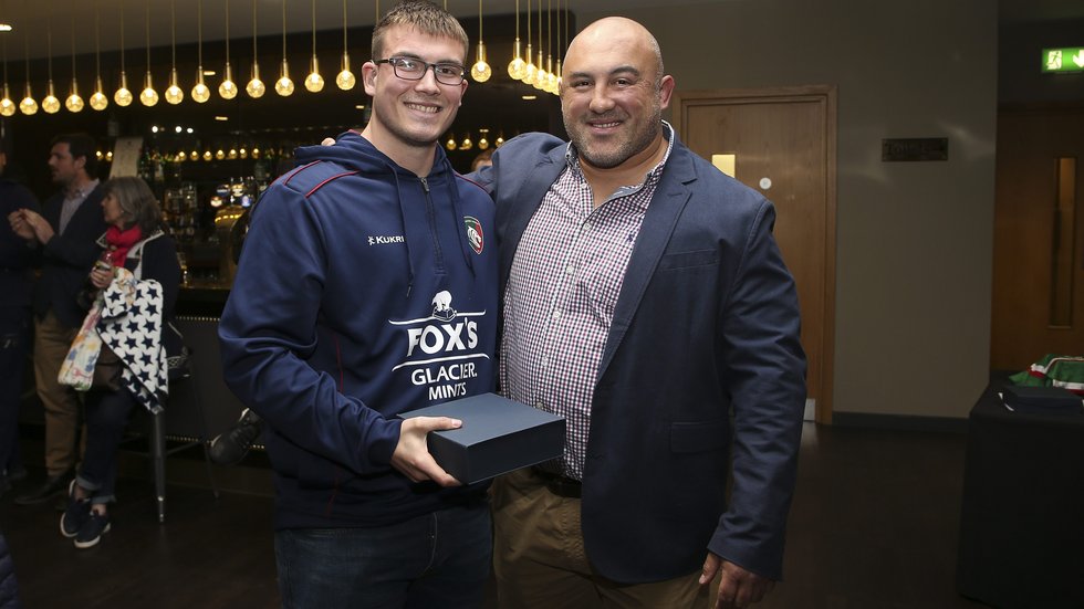 Boris Stankovich handed over the Endeavour Award to prop Alex Maxwell