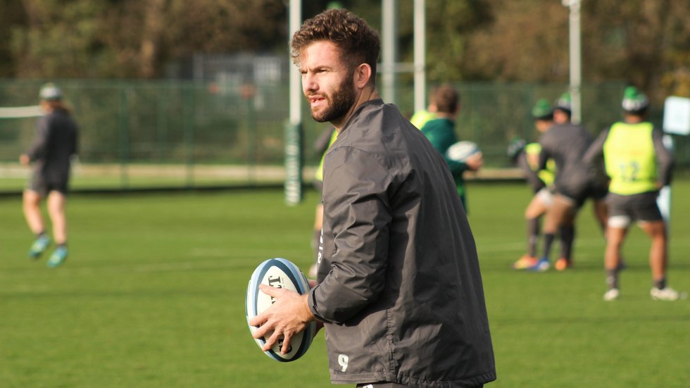 Jaco Taute looks for support during a training session at Oval Park