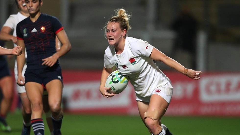 News  Emily Scarratt signs new Loughborough Lightning contract